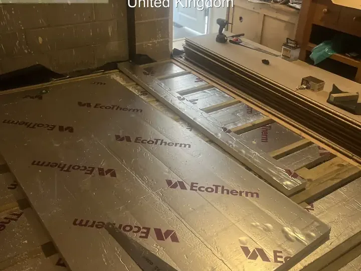Broughton Building Company floor insulation and internal construction detail photo 1