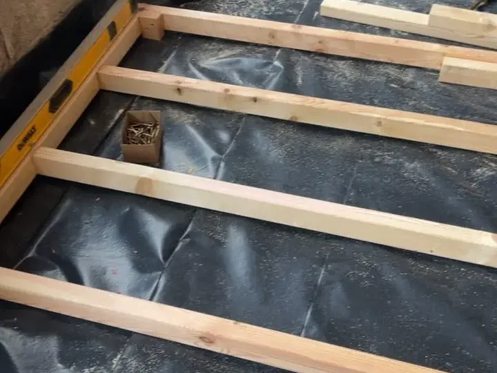 Broughton Building Company floor insulation and internal construction detail photo 5